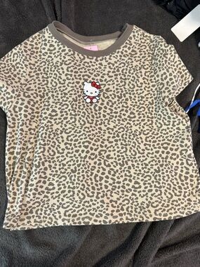 Hello Kitty' Leopard Print in Beige